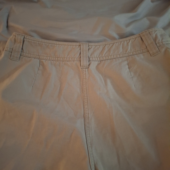 Jones New York Sport Women's Tan Casual Cargo Shorts - Picture 9 of 9